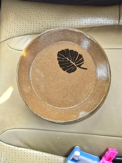 Beige Leaf Imprint Plate